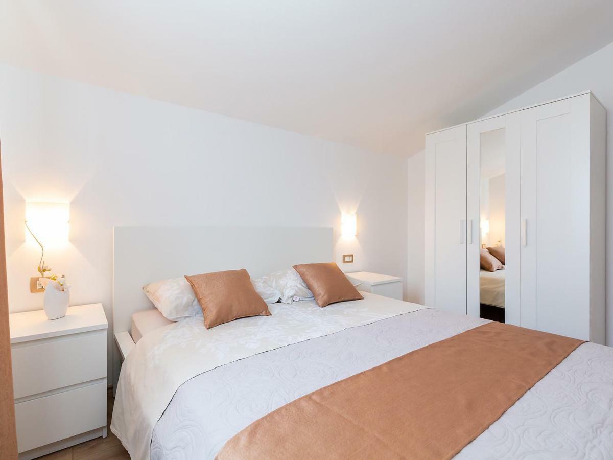 Apartments Gioia Poreč Eksteriør billede